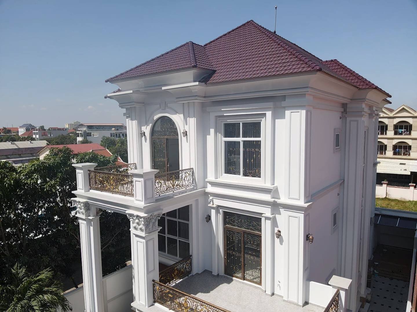 Villa Phnom Penh Thmey image 1